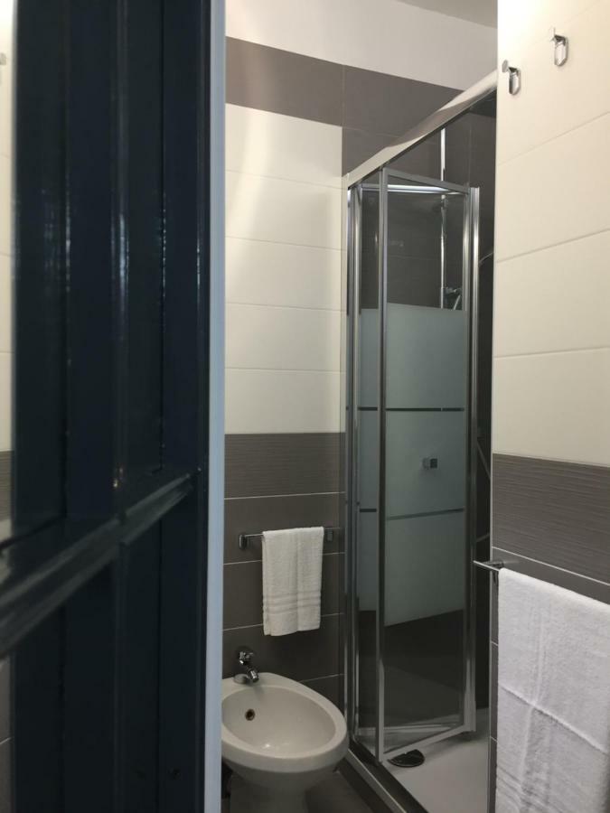 נאפולי Mapi Room מראה חיצוני תמונה